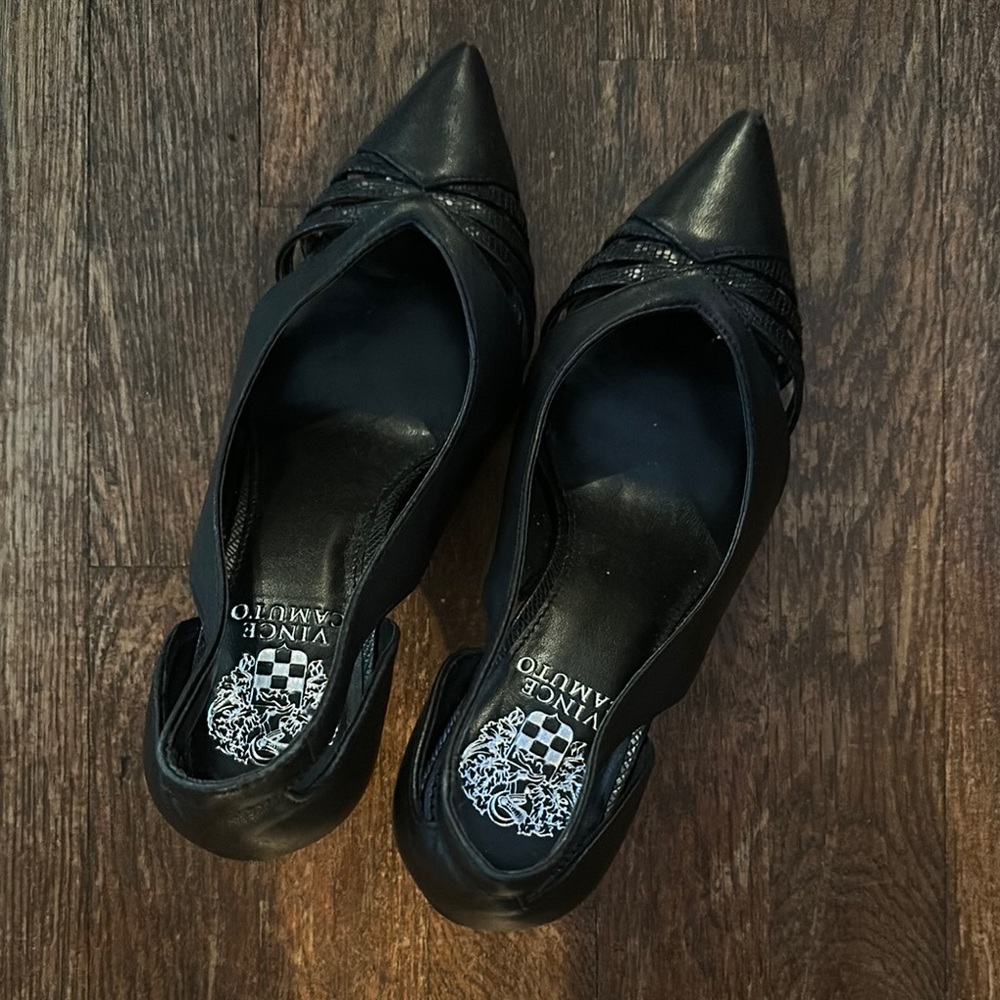 Vince Camuto Black Pointed Toe Heels